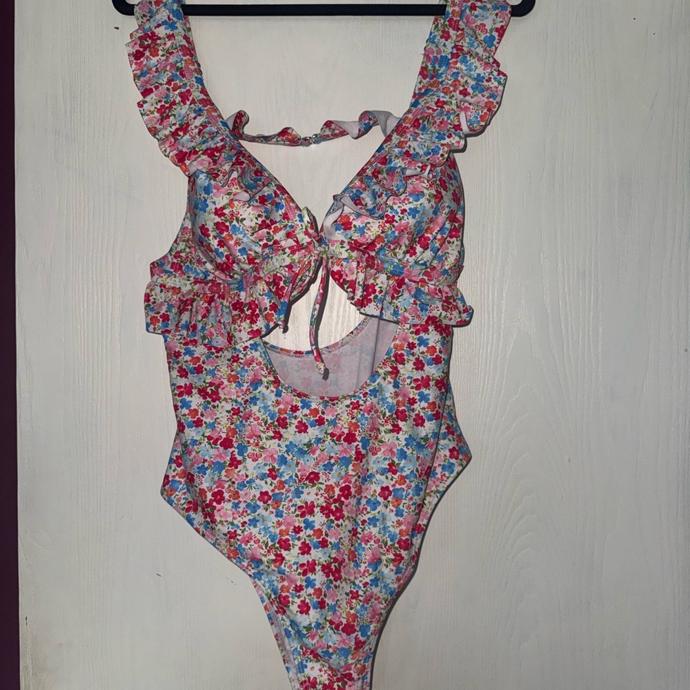 Floral Ruffle One-Piece Swimsuit